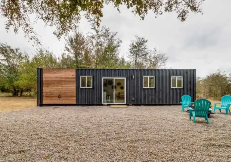 Kennedy container home in Texas