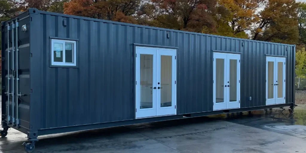 Scenic Kennedy container home